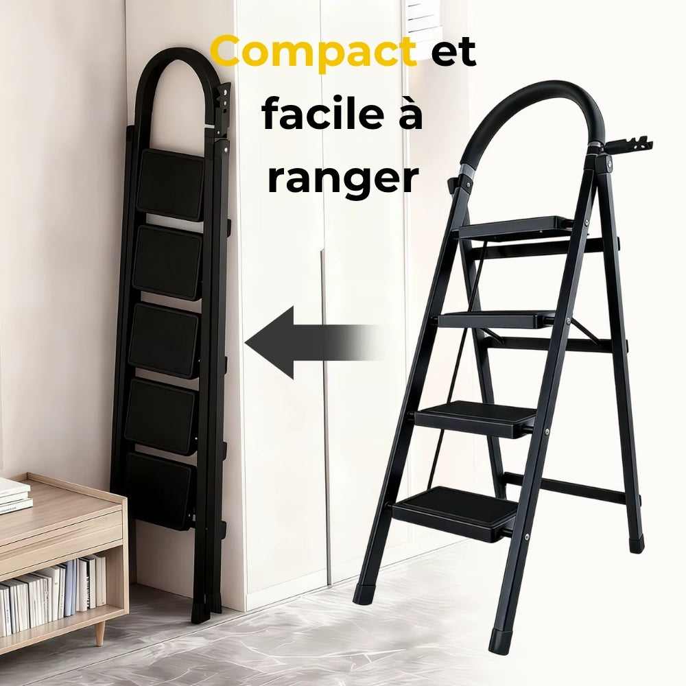 Escabeau 4 marches noir déplié et sa version repliée rangée contre un placard | Everclimb